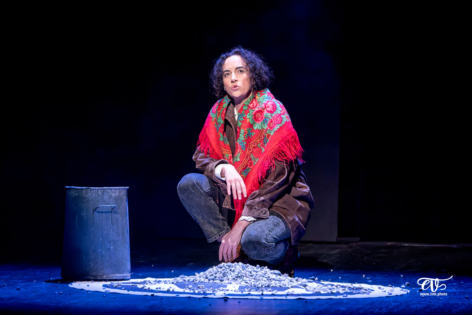 FEMME NON RÉ-ÉDUCABLE (CHOUETTE COMPAGNIE)